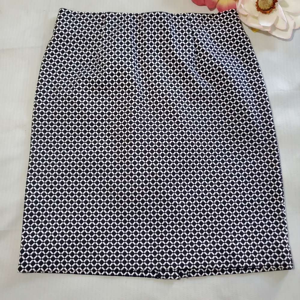 J.Jill black and white pencil skirt